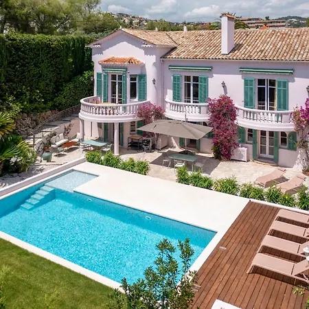 Somptueuse Belle Epoque Avec Piscine A Distance Piétonne De Cannes