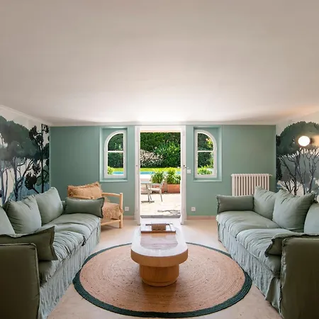 Sumptuous Family With Swimming Pool Within Walking Distance Of Cannes Le Cannet
