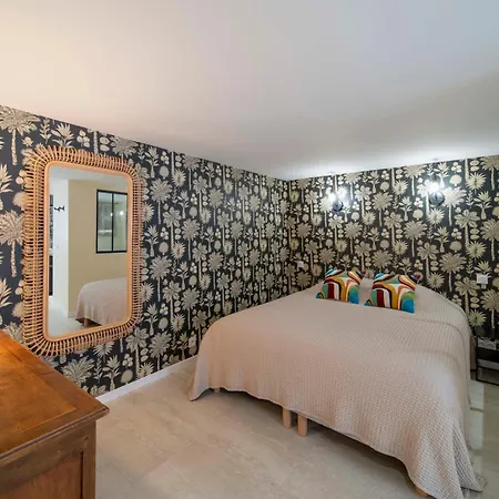 Sumptuous Family With Swimming Pool Within Walking Distance Of Cannes Le Cannet